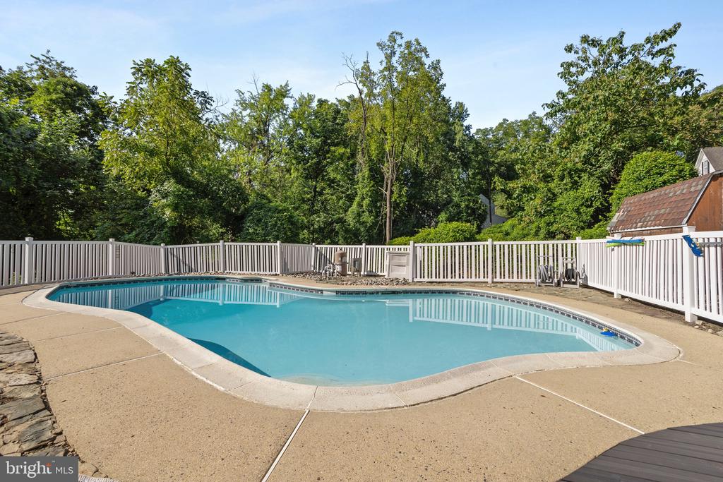 307 Lenni Rd