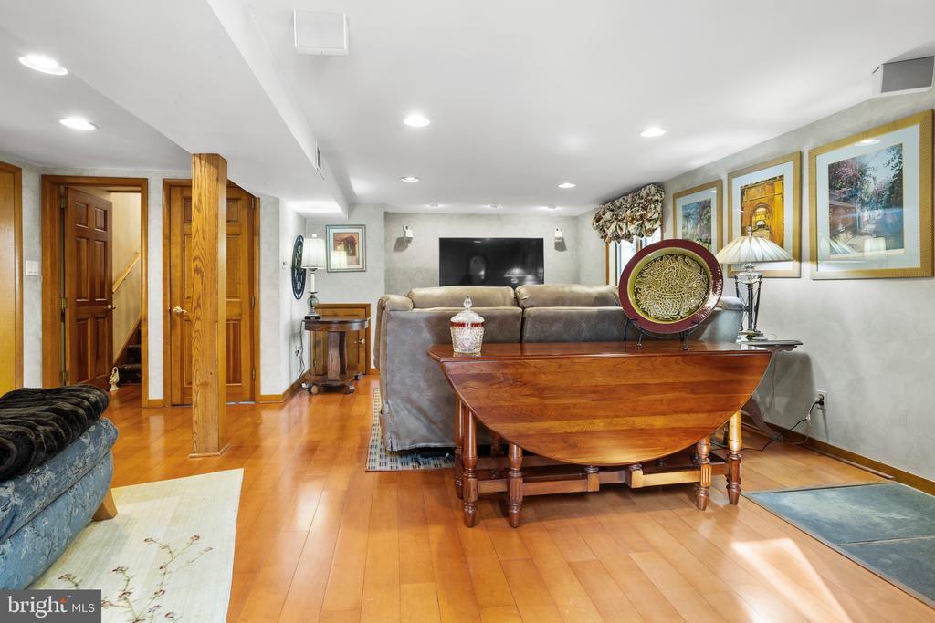307 Lenni Rd