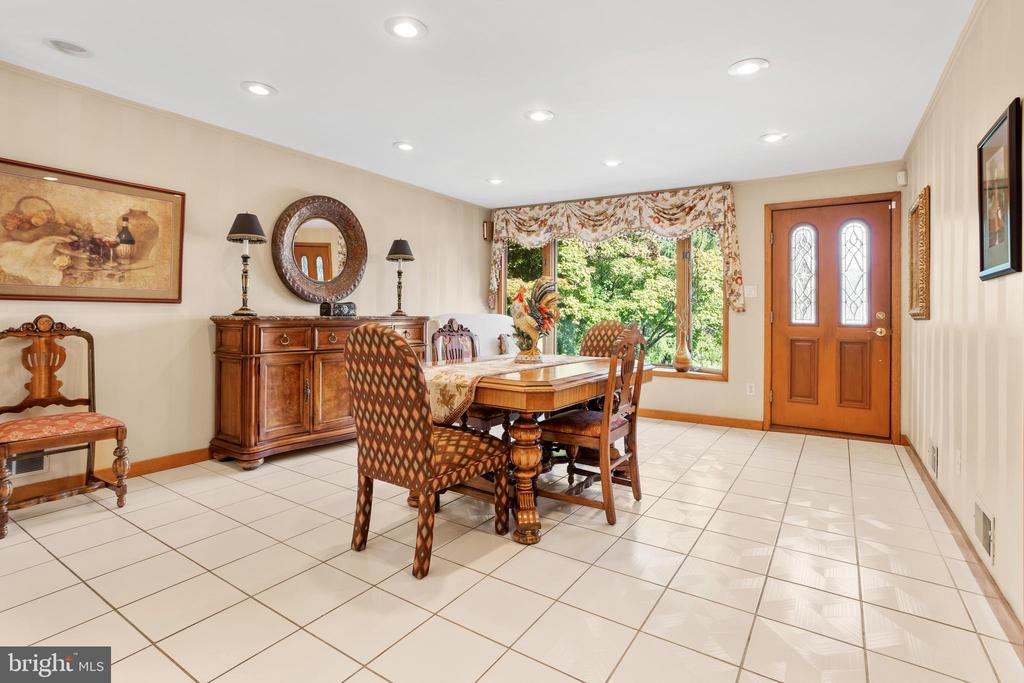 307 Lenni Rd