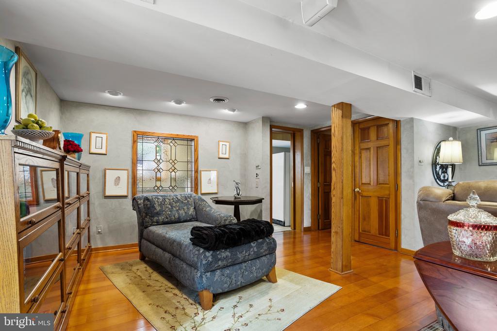 307 Lenni Rd