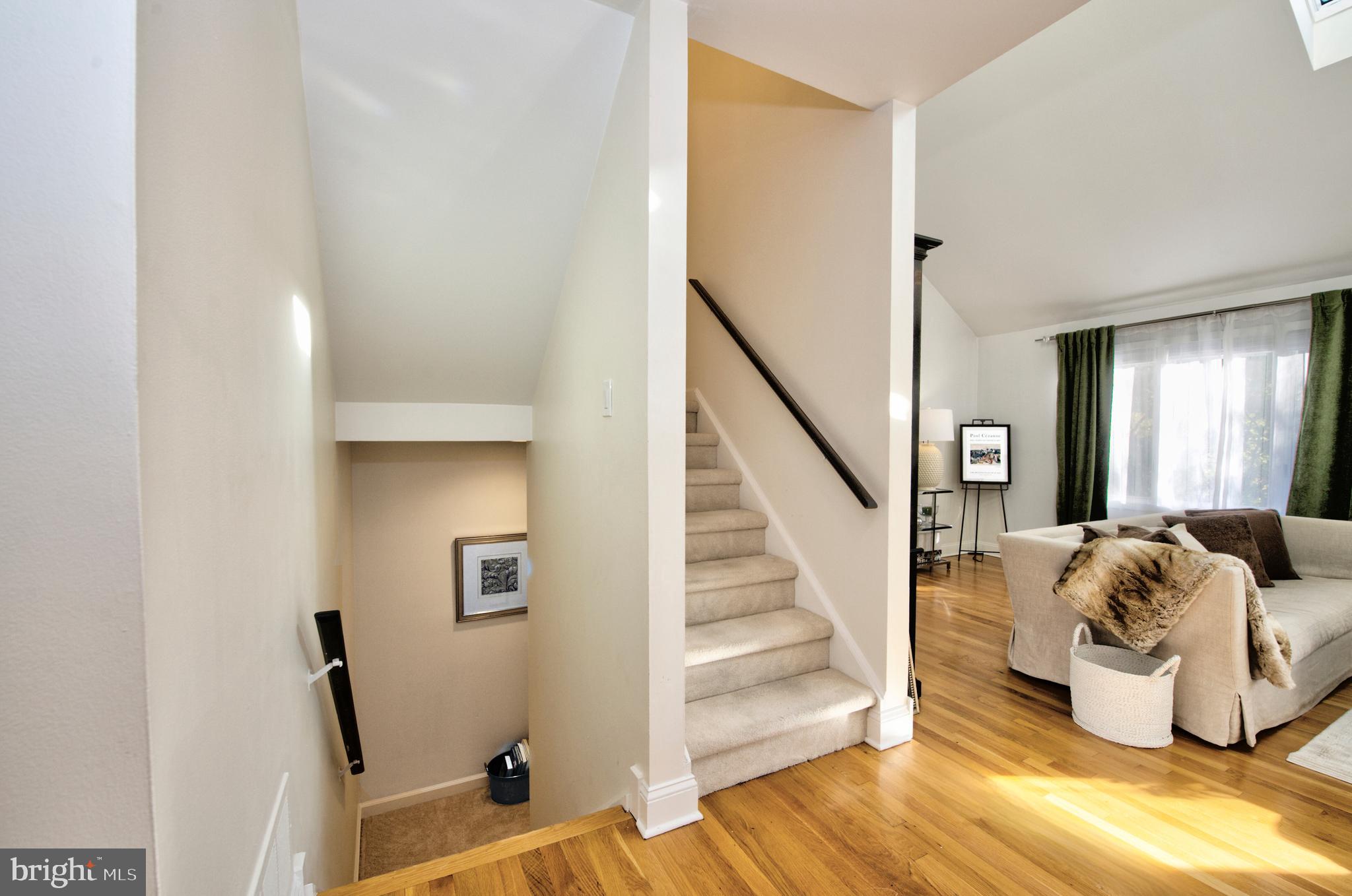 138 Montrose Ave #17