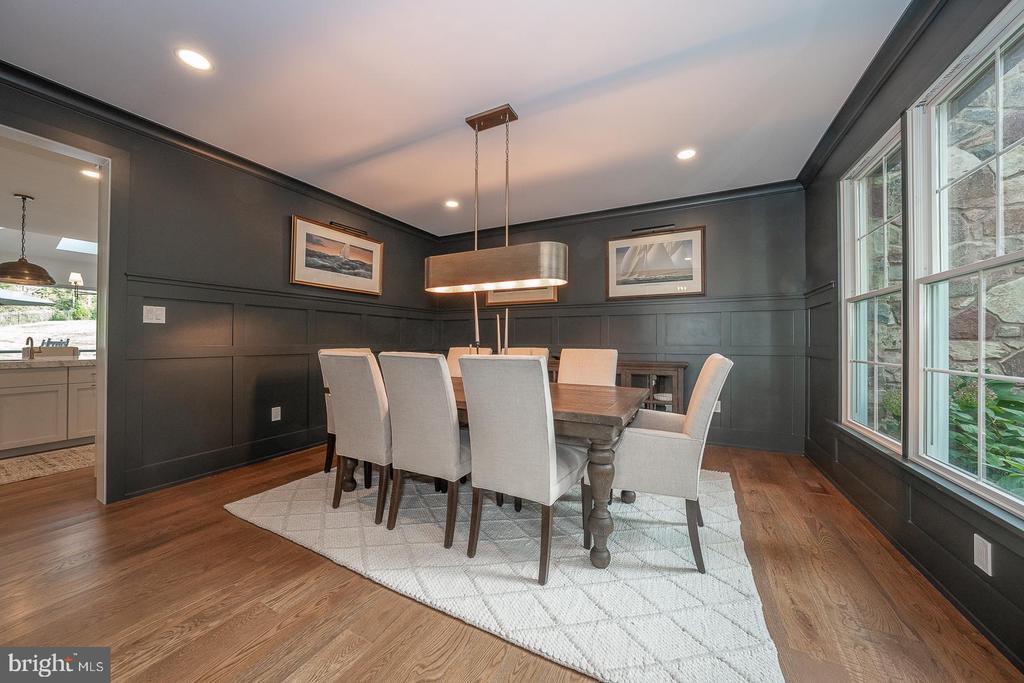 5 Honeysuckle Ct