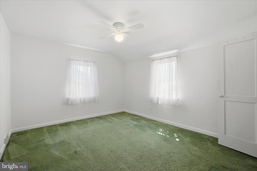 1612 COLONY LANE