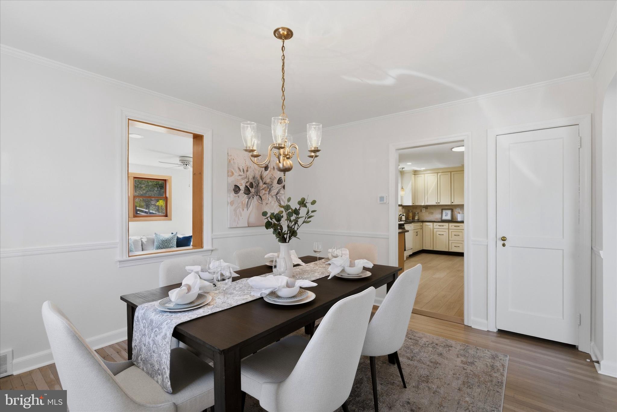 1612 COLONY LANE