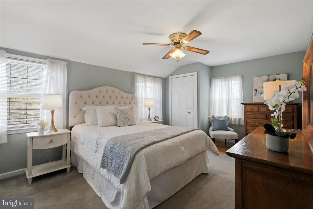 1612 COLONY LANE