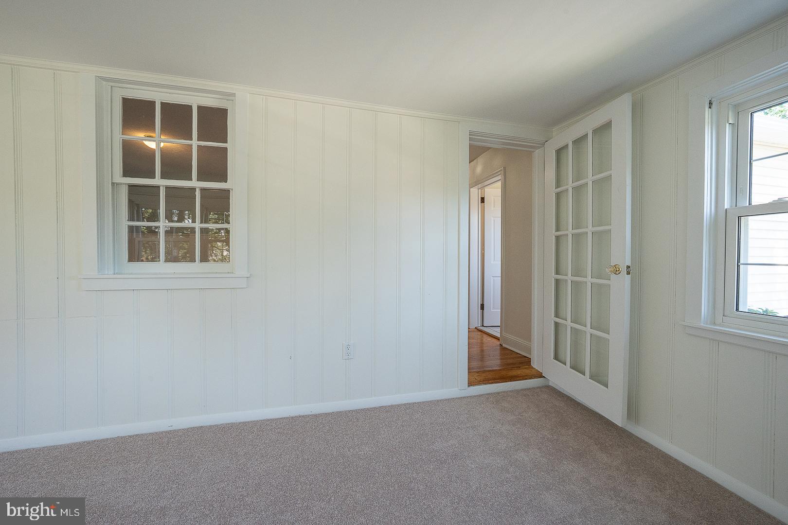 321 EARLINGTON ROAD