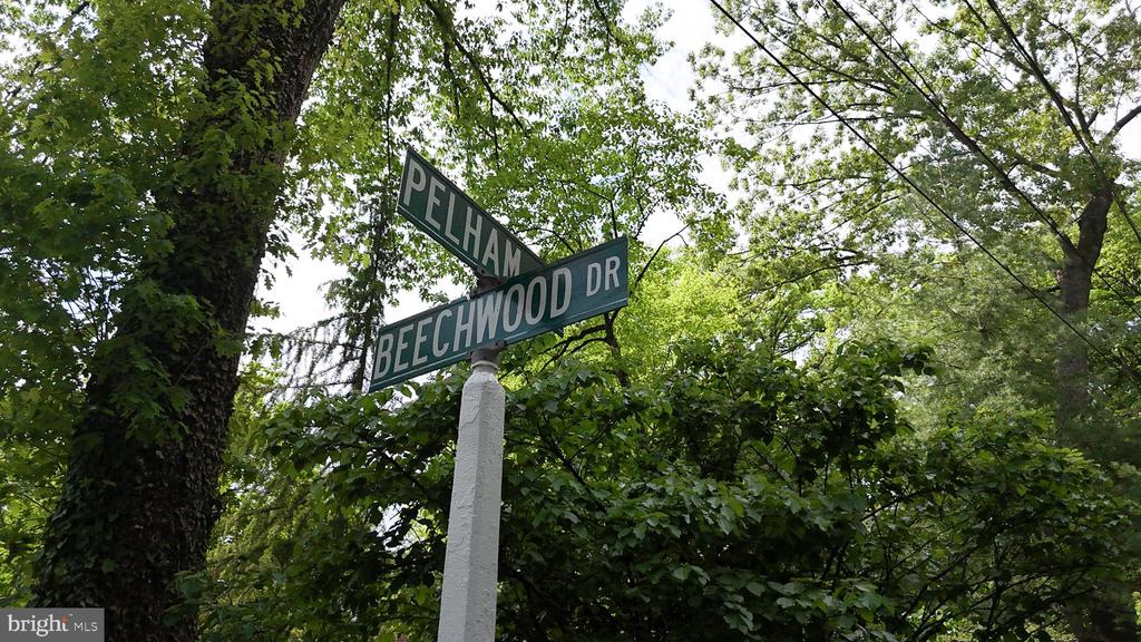 646 BEECHWOOD DRIVE