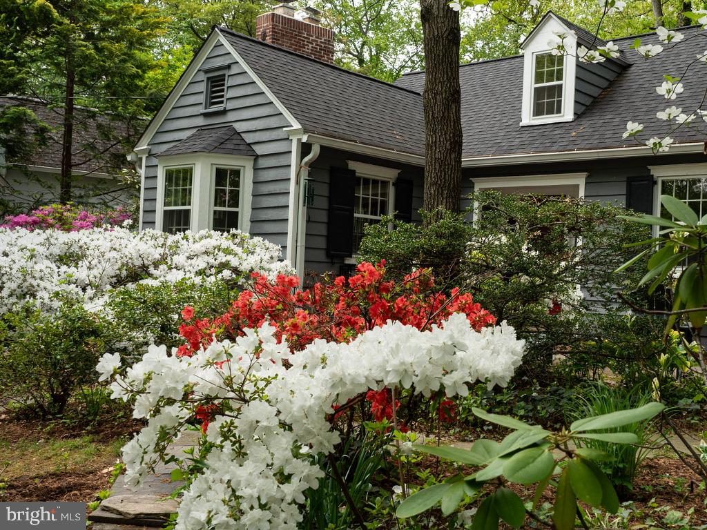 646 BEECHWOOD DRIVE