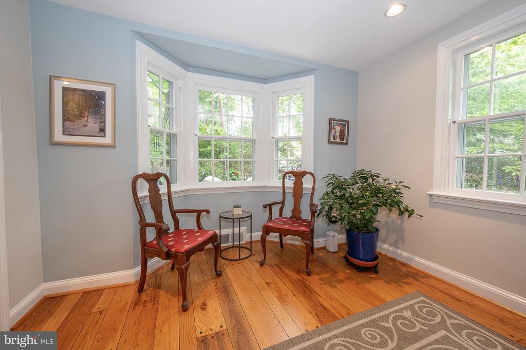 646 BEECHWOOD DRIVE