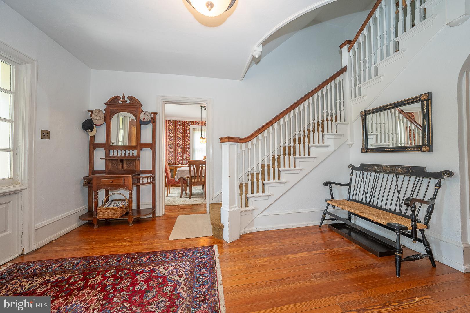 47 E WYNNEWOOD ROAD