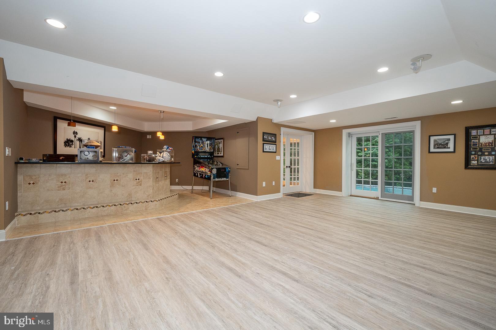 899 Black Rock Road