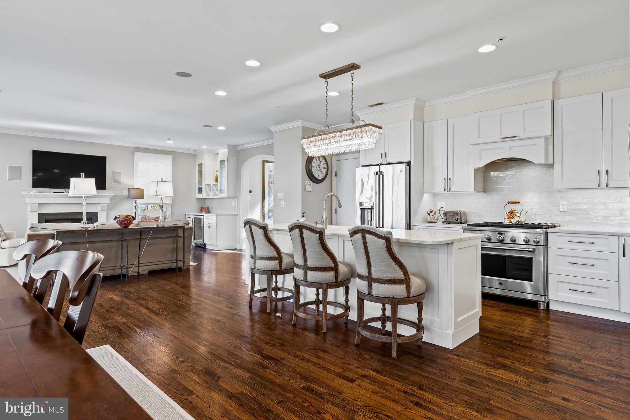 1112 Riverview Ln