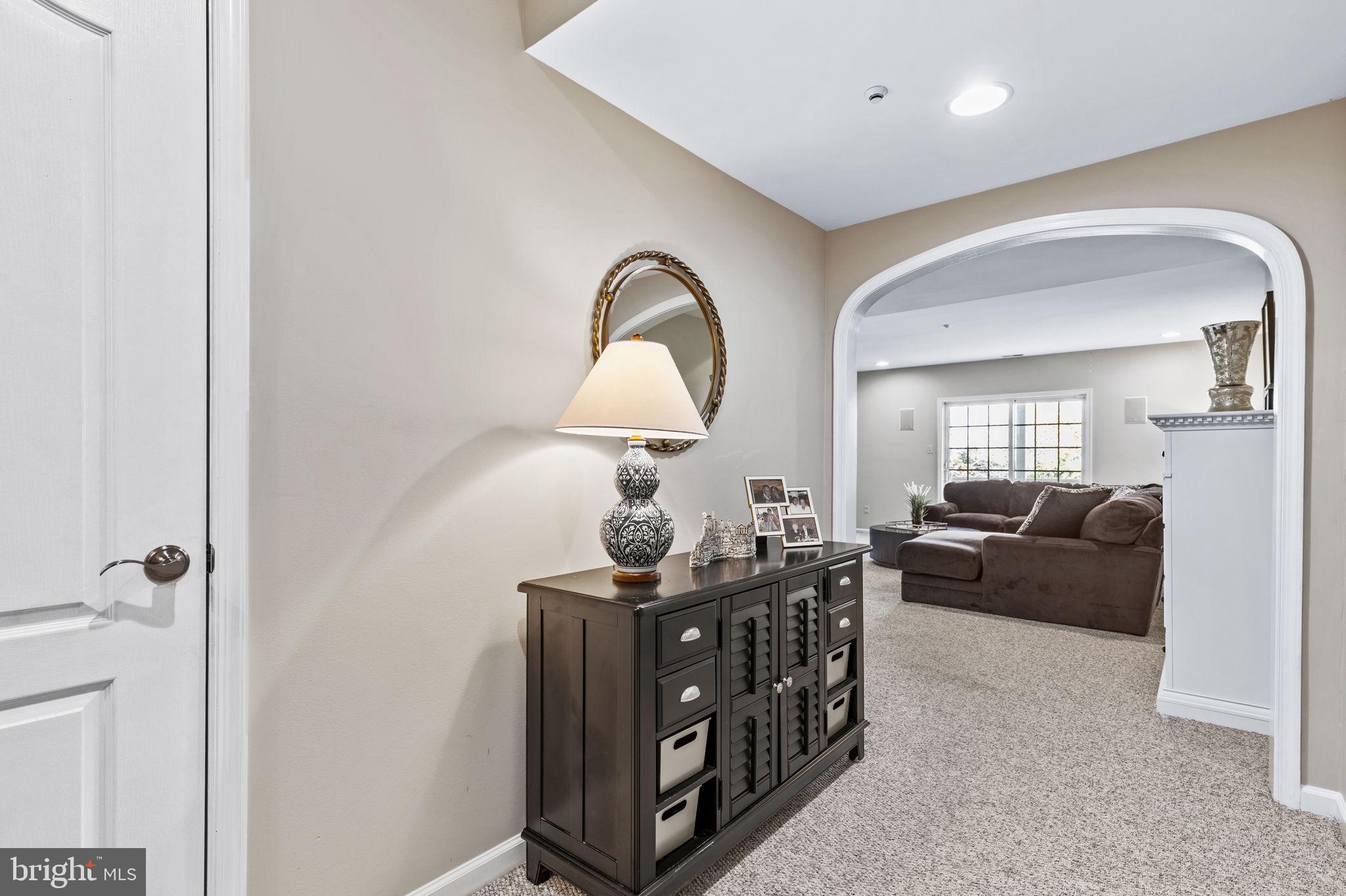 1112 Riverview Ln