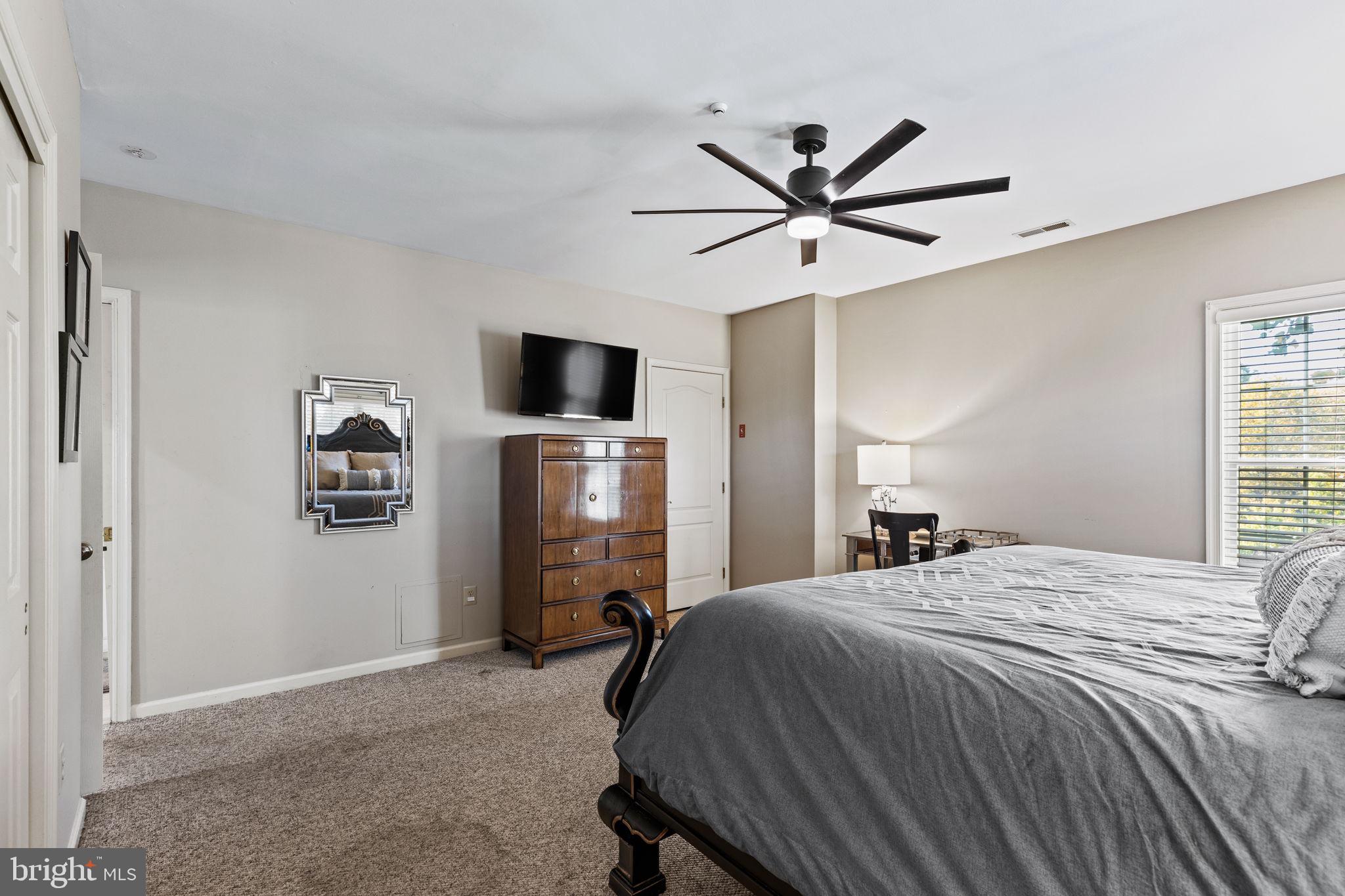 1112 Riverview Ln