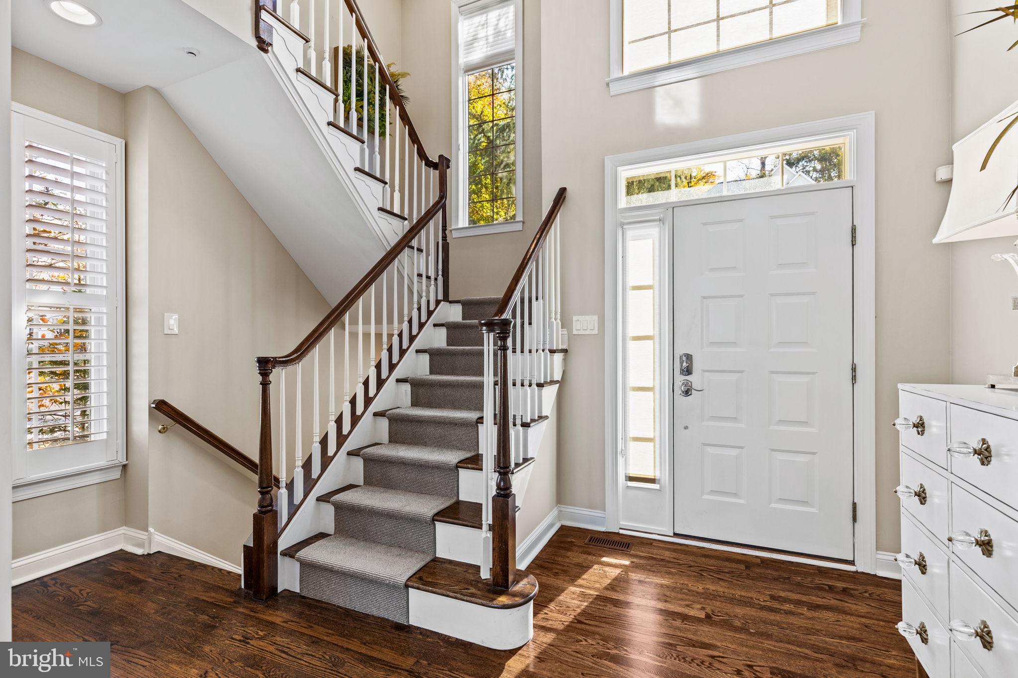 1112 Riverview Ln