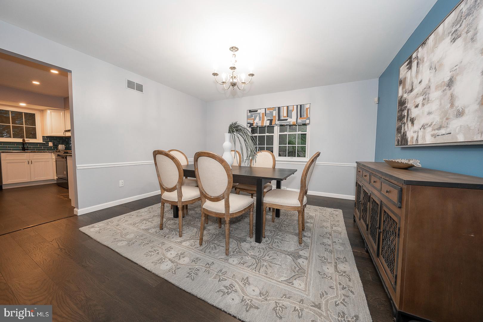 12 Raynham Rd