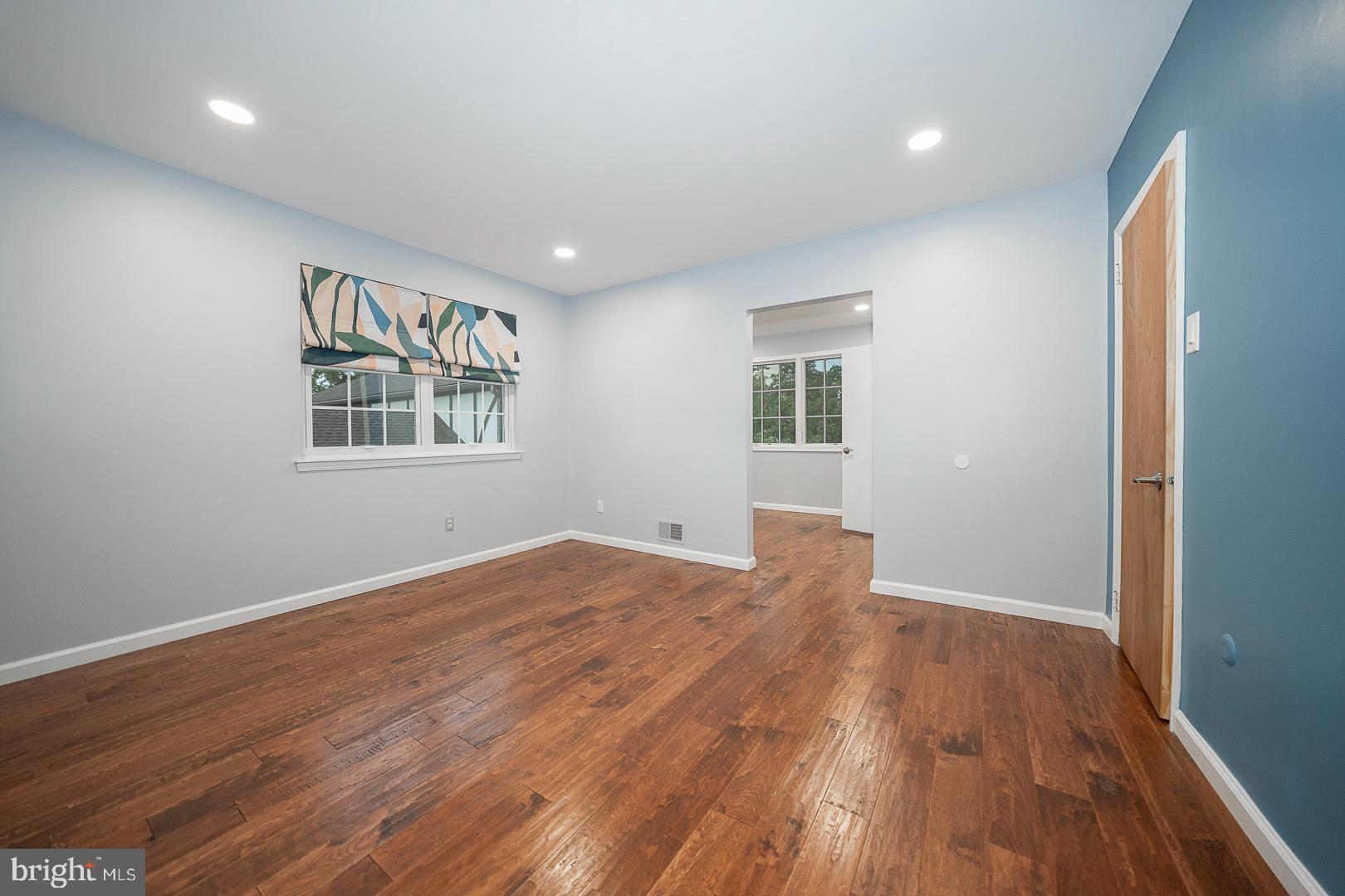 12 Raynham Rd