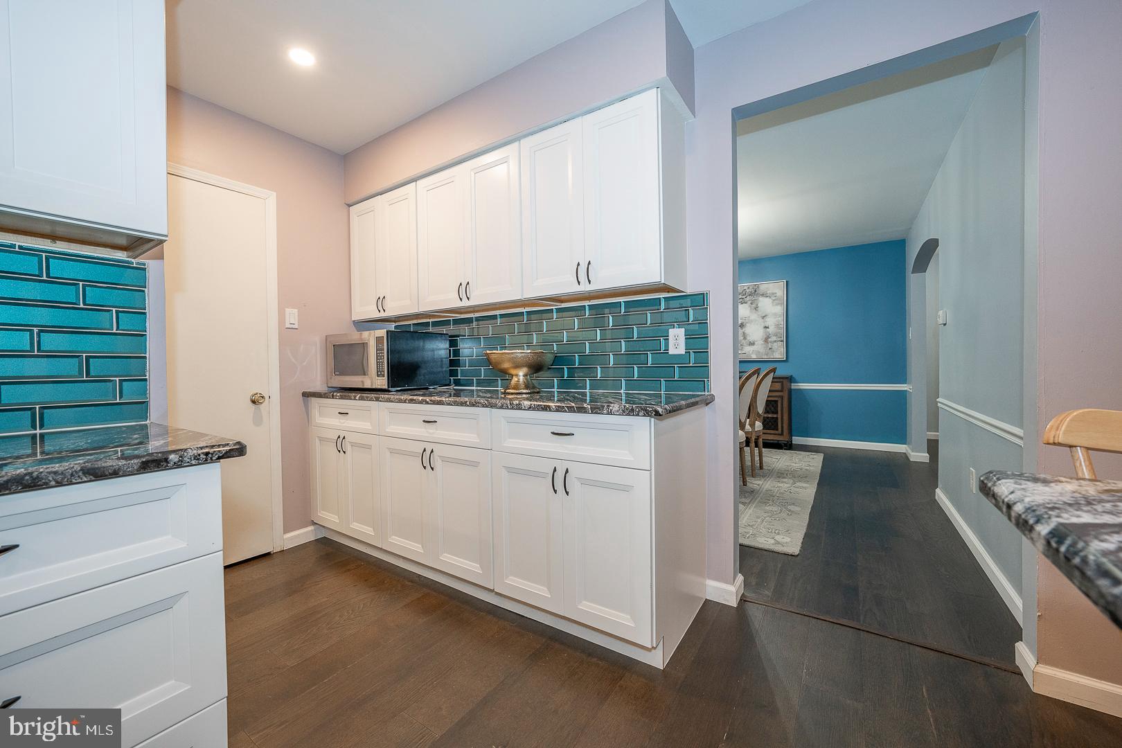 12 Raynham Rd