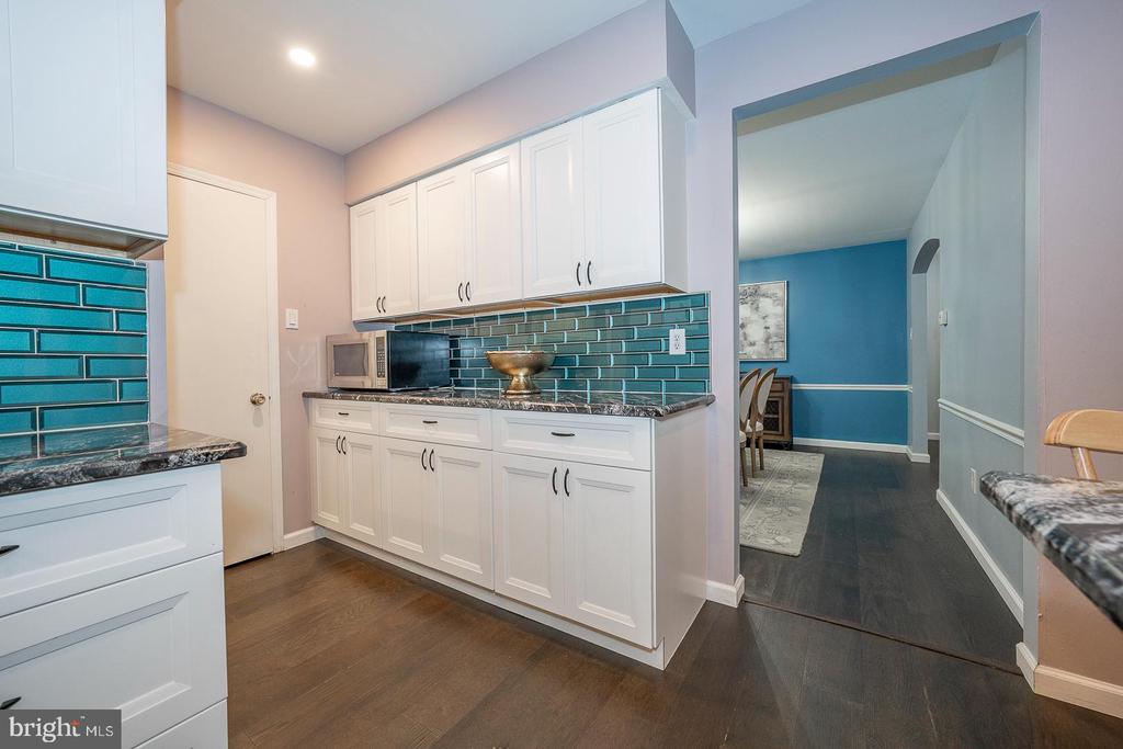 12 Raynham Rd