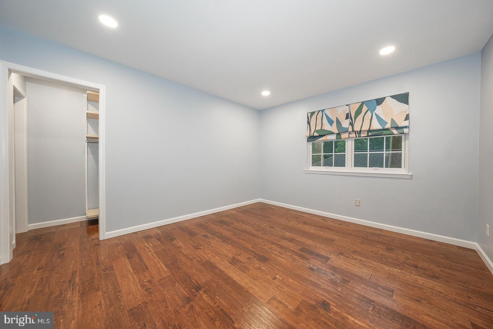 12 Raynham Rd