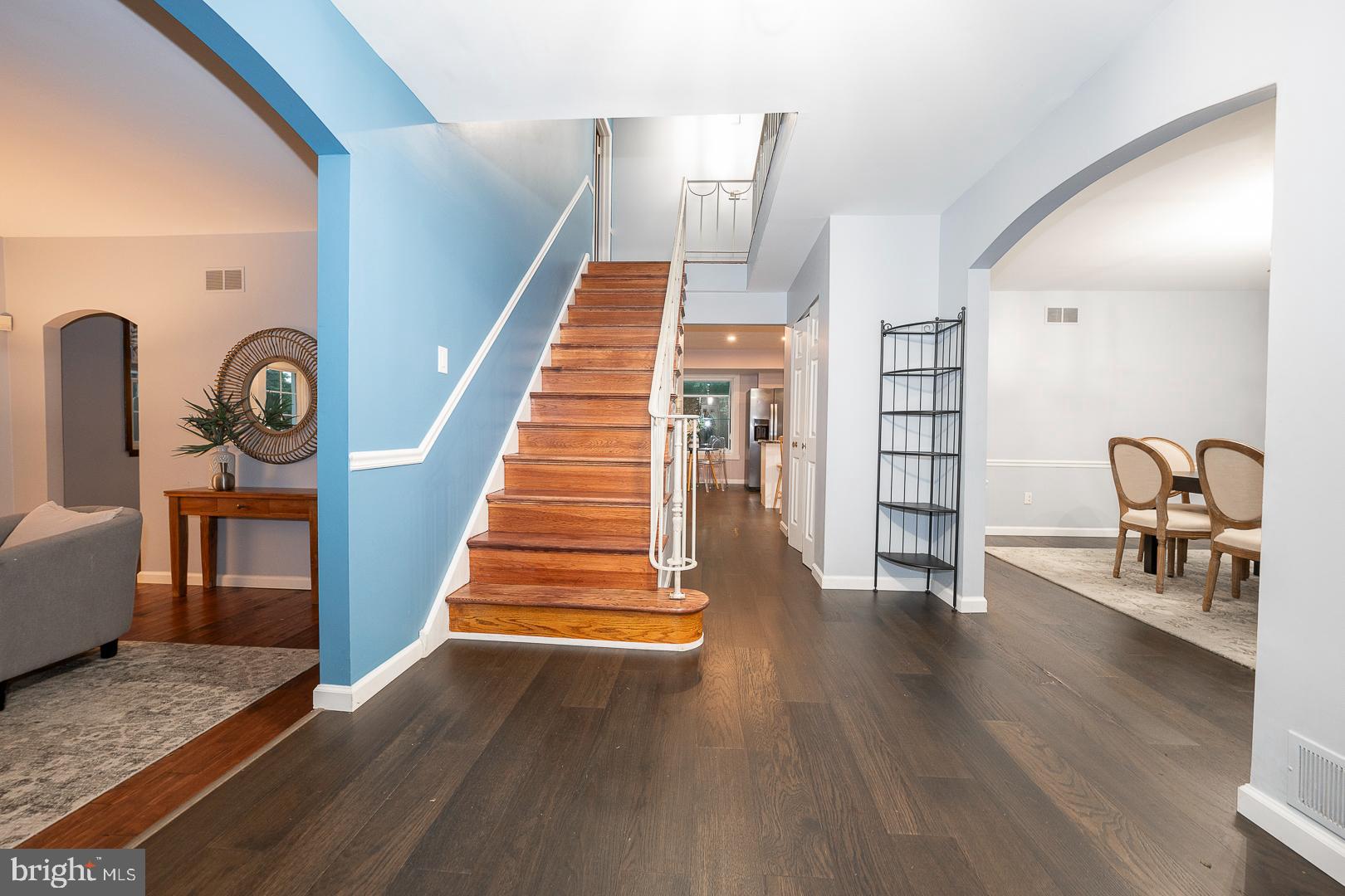 12 Raynham Rd