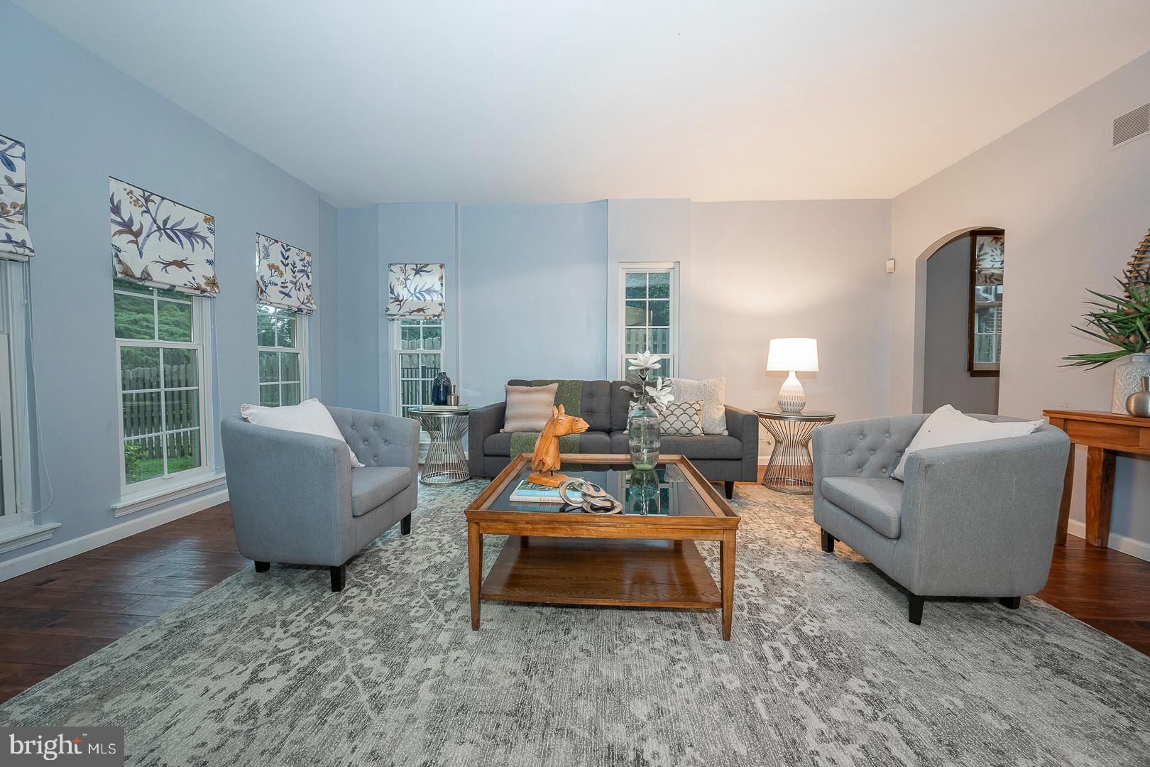 12 Raynham Rd