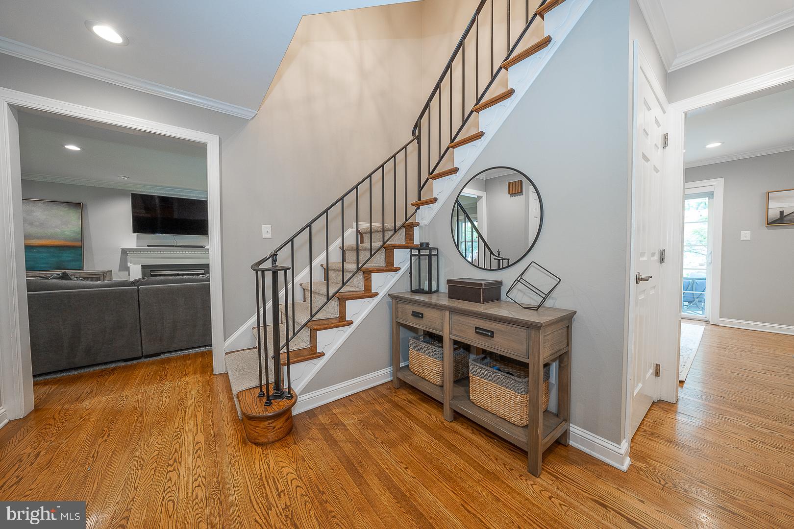 10 HANSEN CT