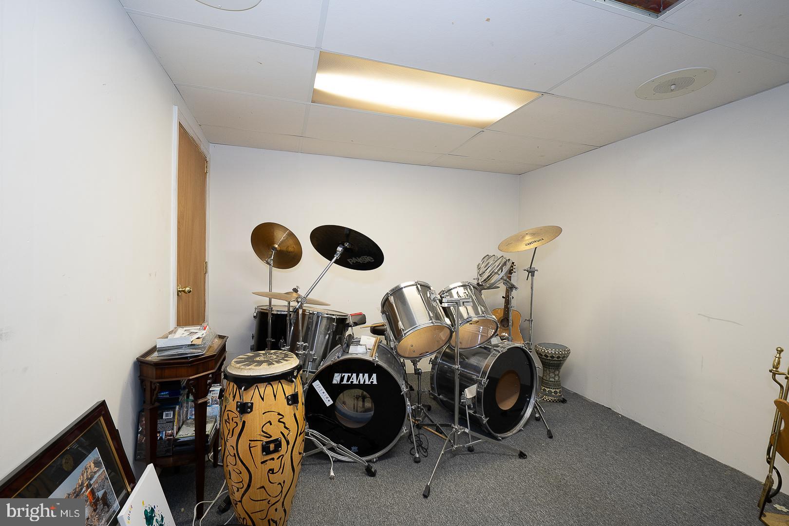 10 HANSEN CT