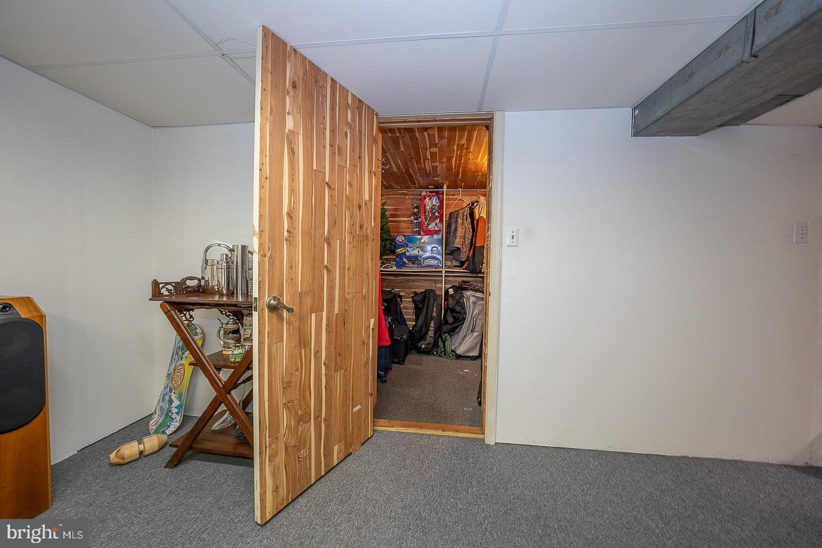 10 HANSEN CT