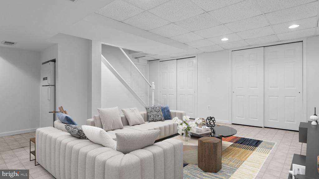 2411 ALAN ROAD
