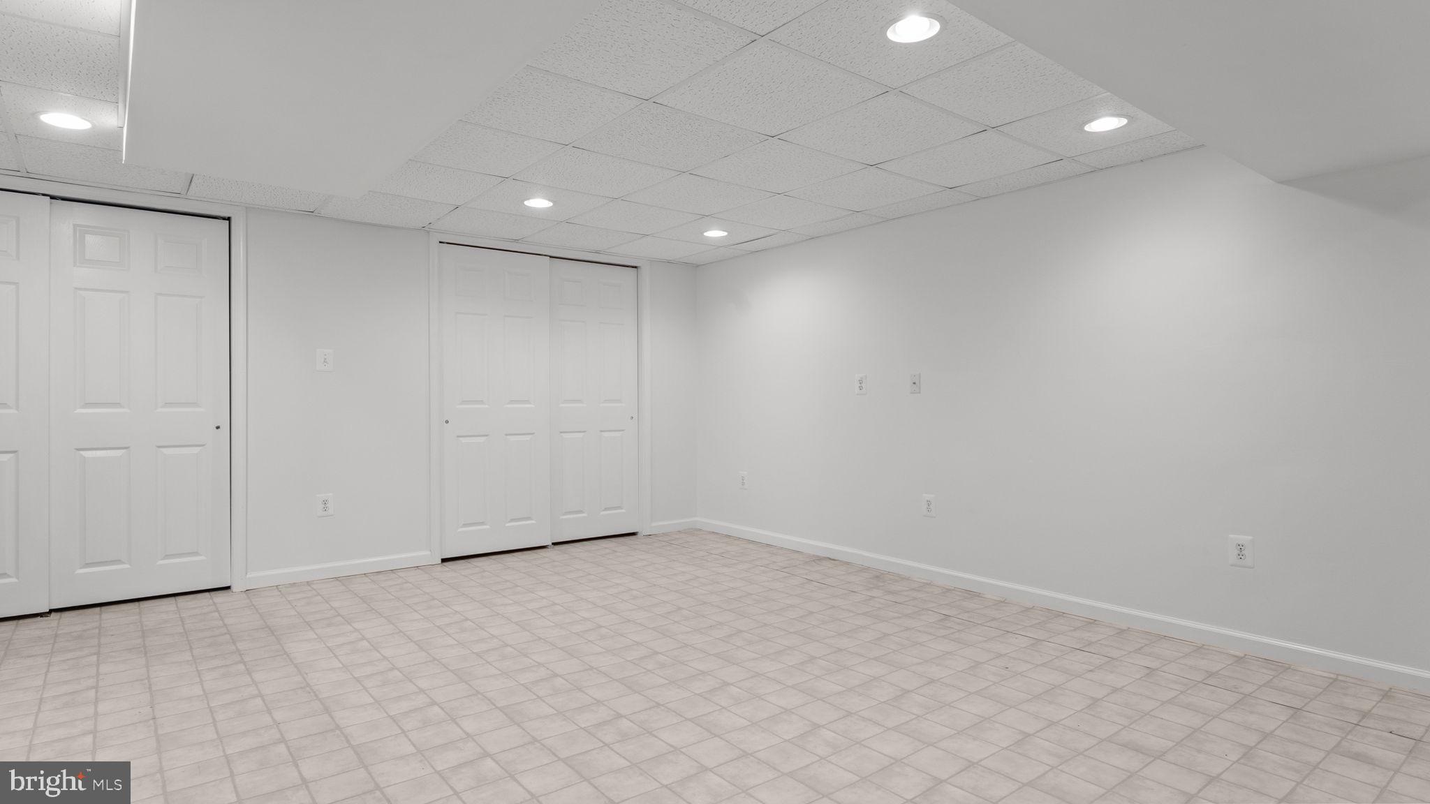 2411 ALAN ROAD