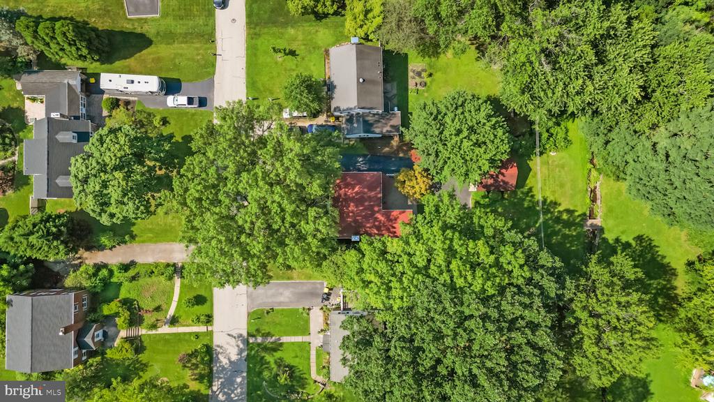 2411 ALAN ROAD