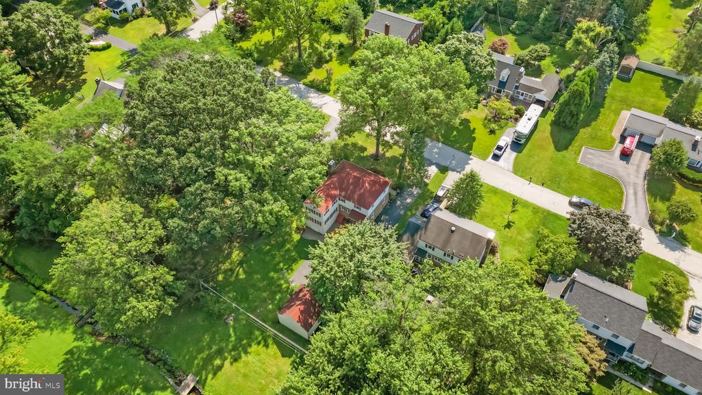 2411 ALAN ROAD