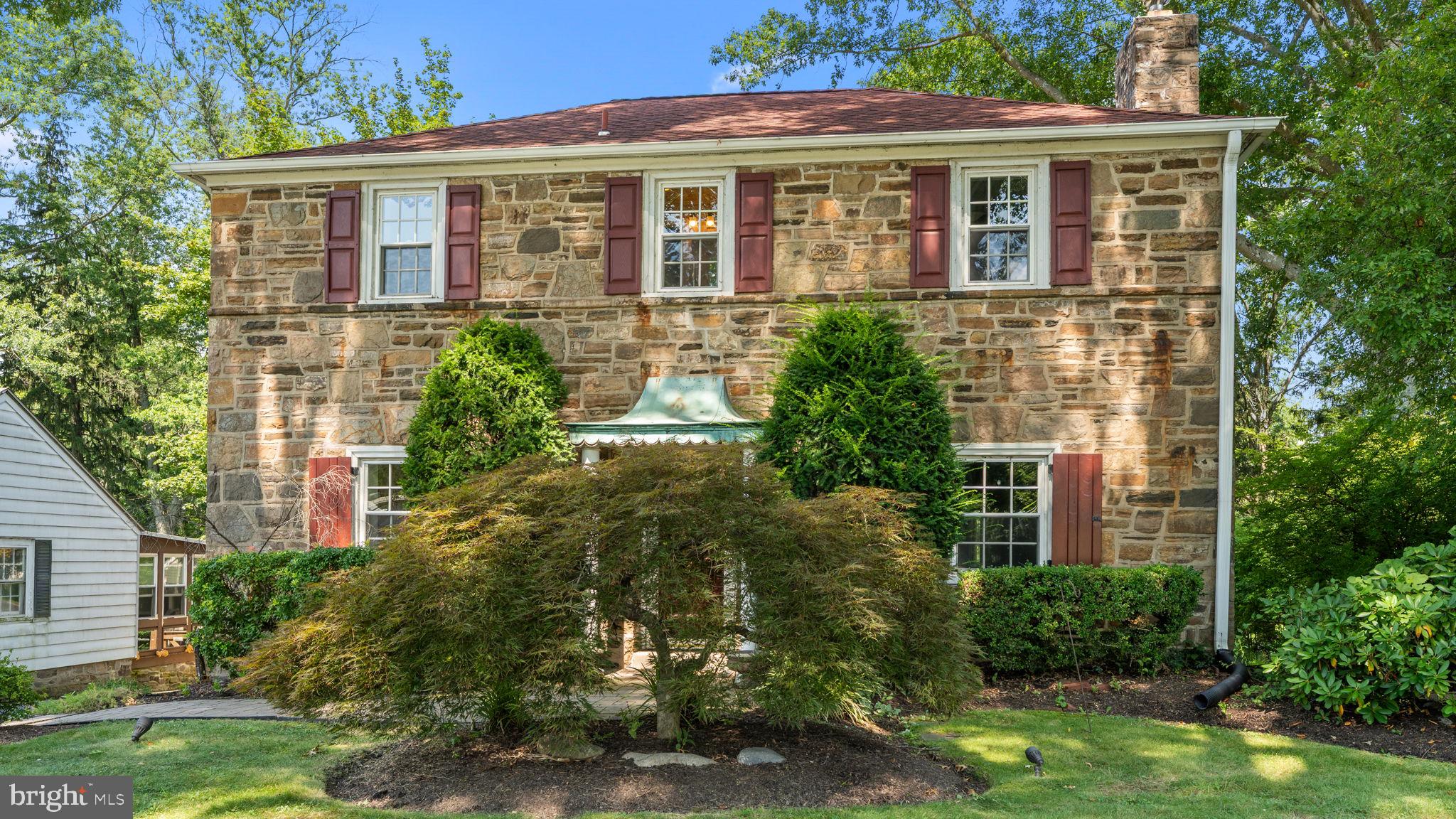 2411 ALAN ROAD