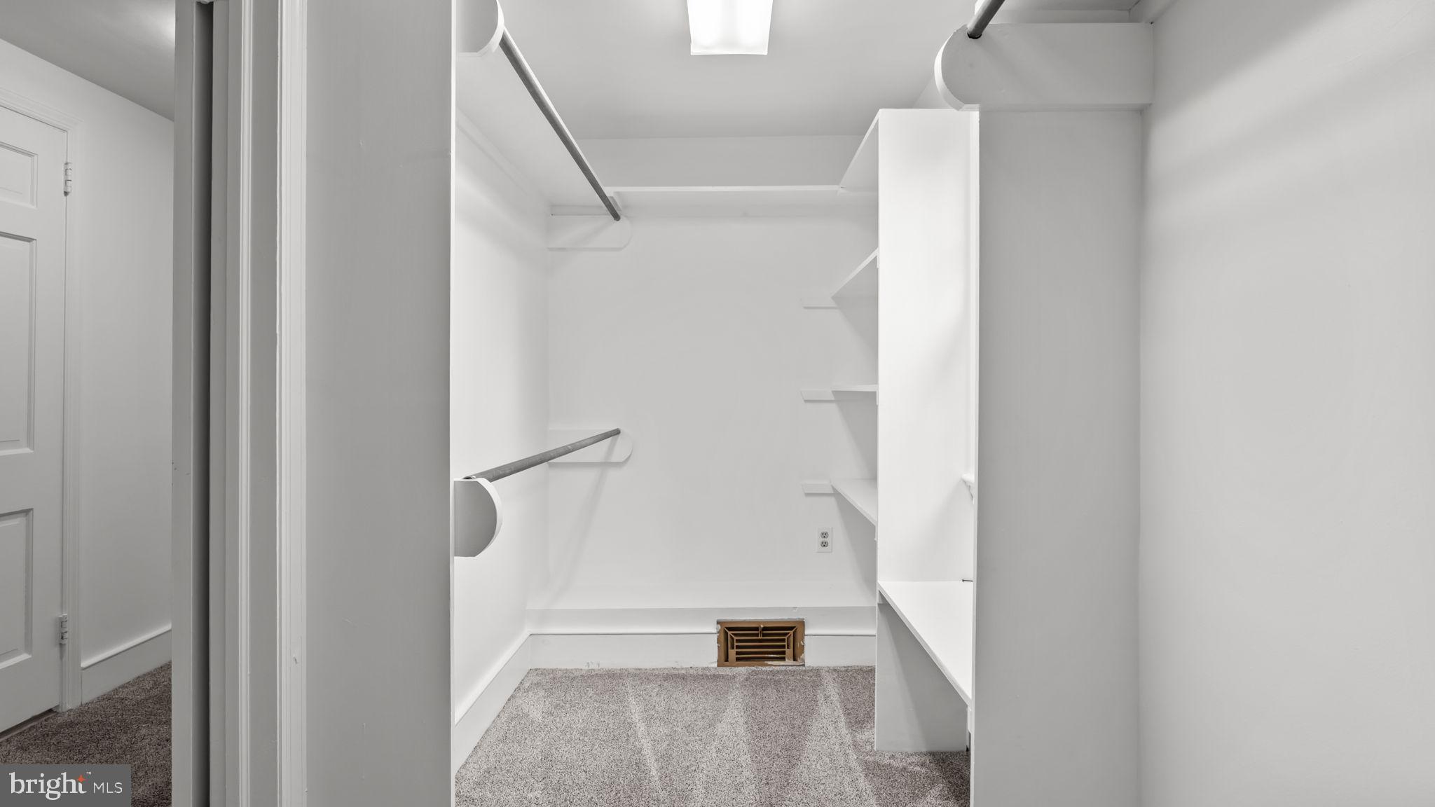 2411 ALAN ROAD