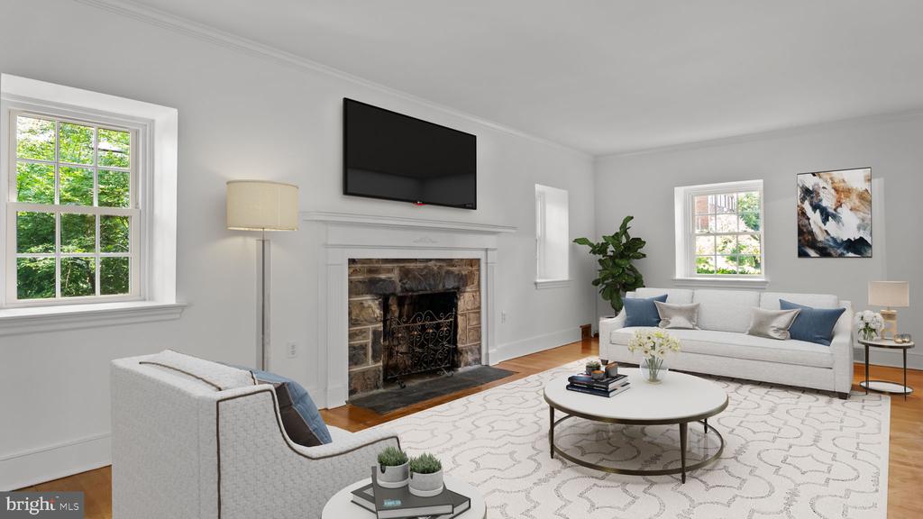 2411 ALAN ROAD