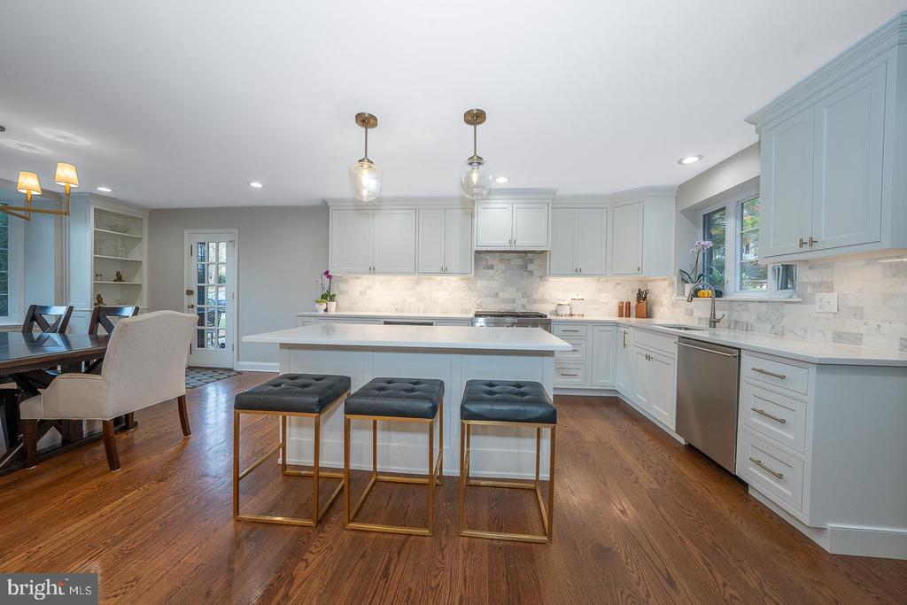 346 WINDING WAY