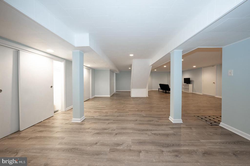 346 WINDING WAY