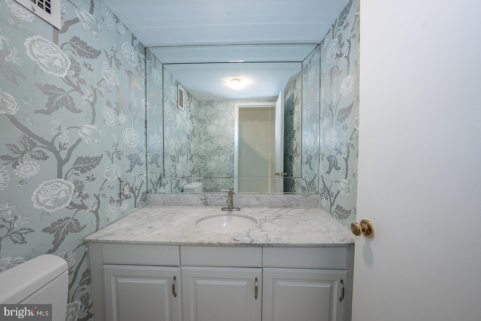 20 CONSHOHOCKEN STATE ROAD 203