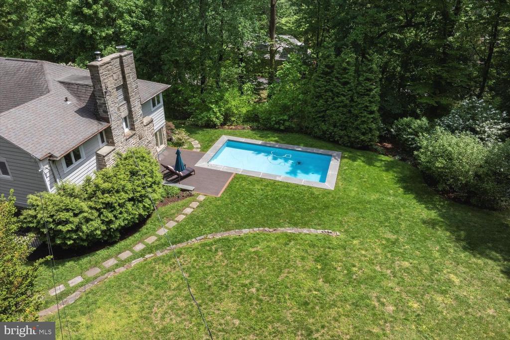 241 CHESWOLD LANE