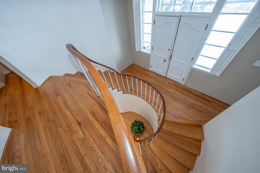 241 CHESWOLD LANE