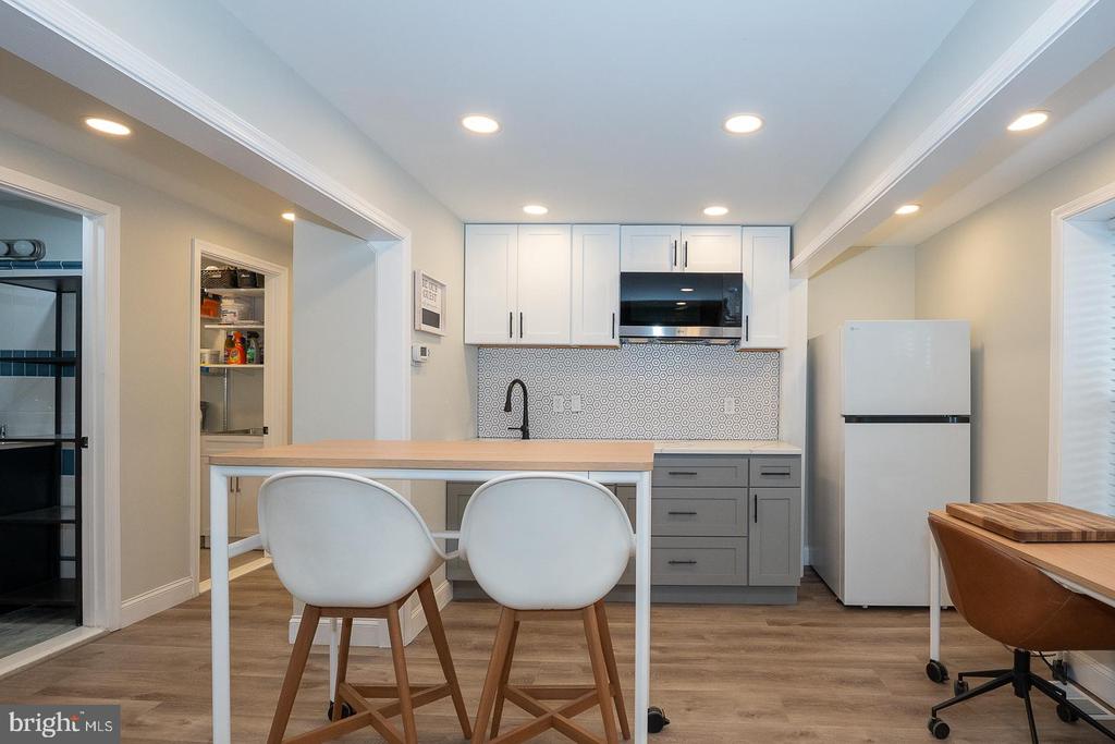 1022 CLOVER HILL ROAD