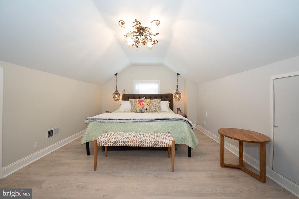 1022 CLOVER HILL ROAD