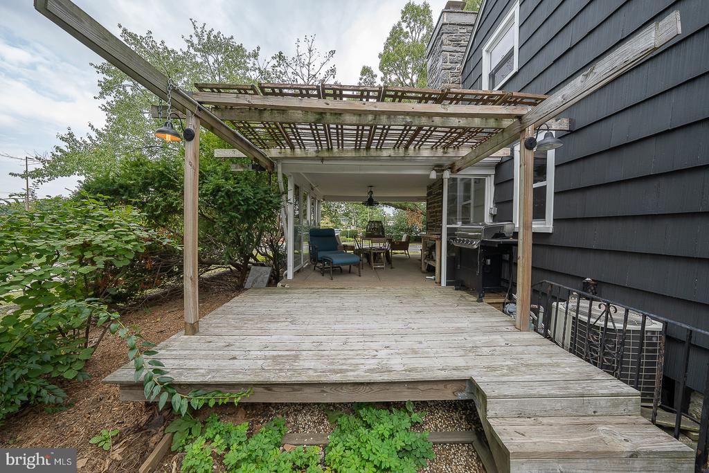 1022 CLOVER HILL ROAD