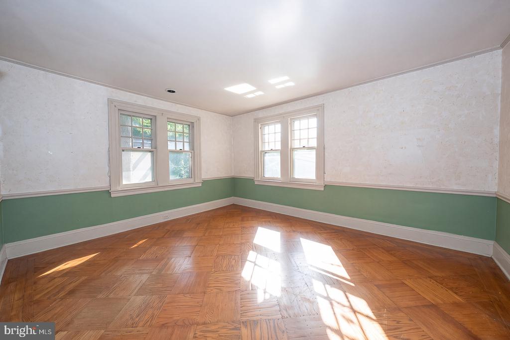 16 MERION ROAD Unit:           