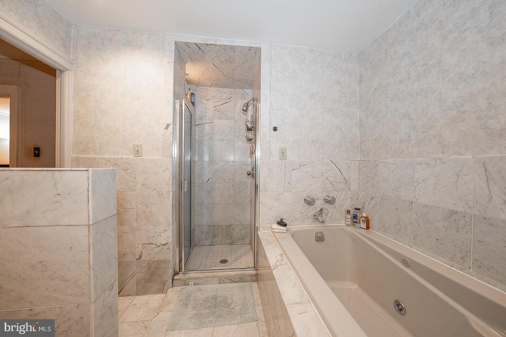 16 MERION ROAD Unit:           