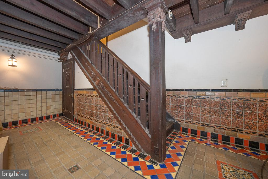 16 MERION ROAD Unit:           