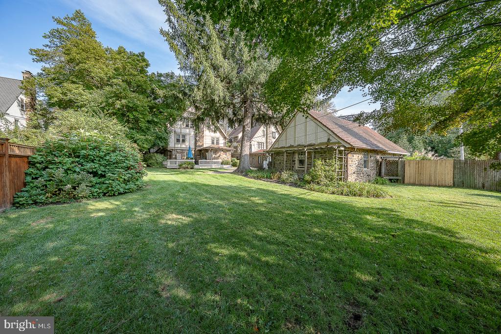 16 MERION ROAD Unit:           