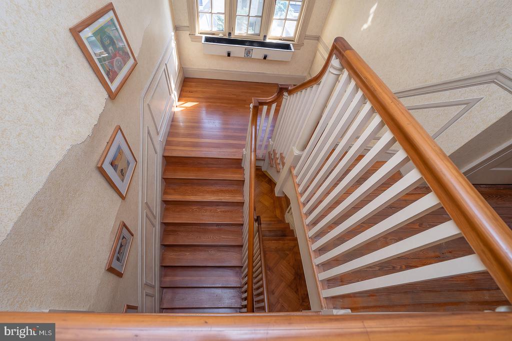 16 MERION ROAD Unit:           