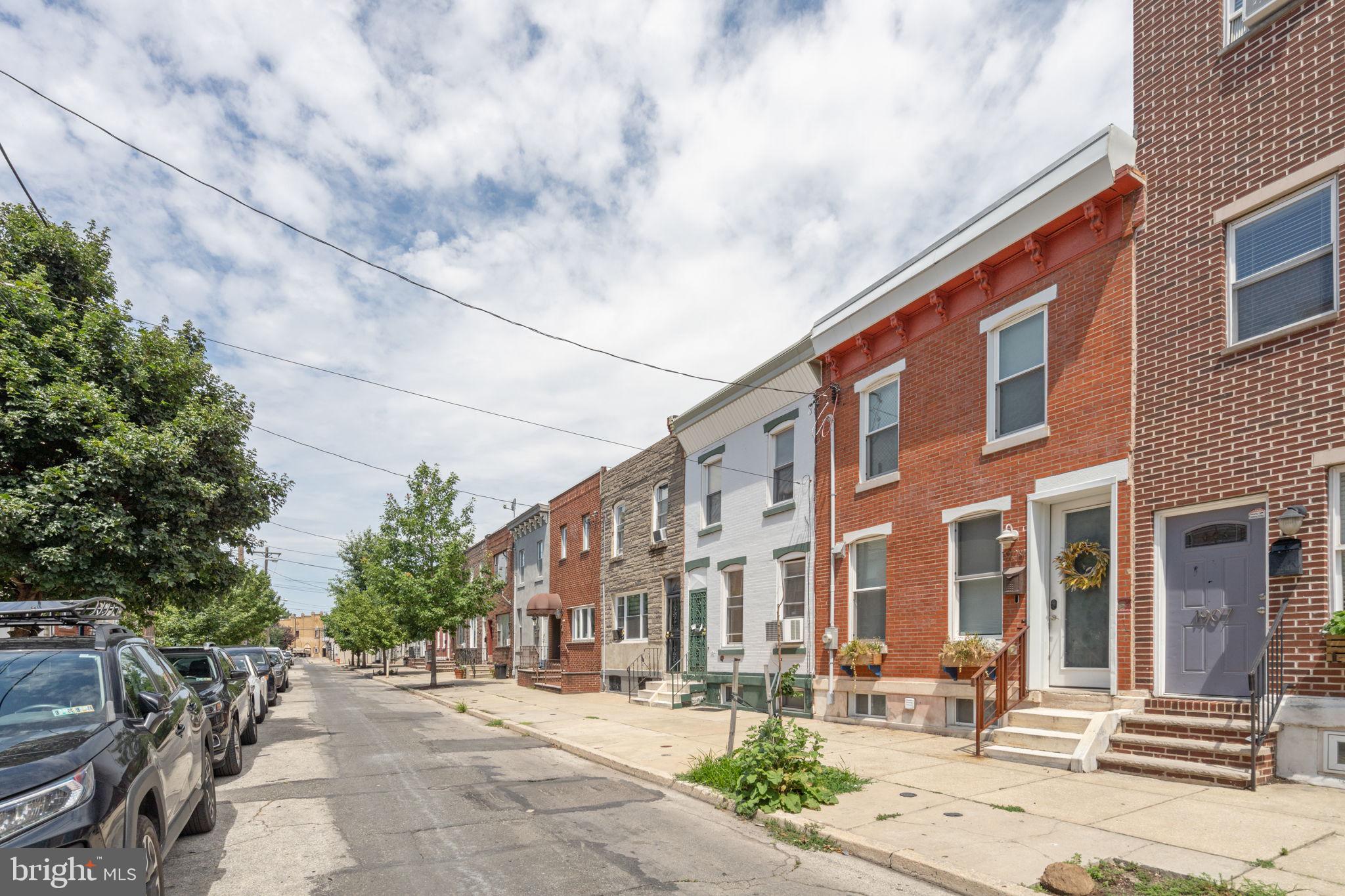 1909 Latona STREET